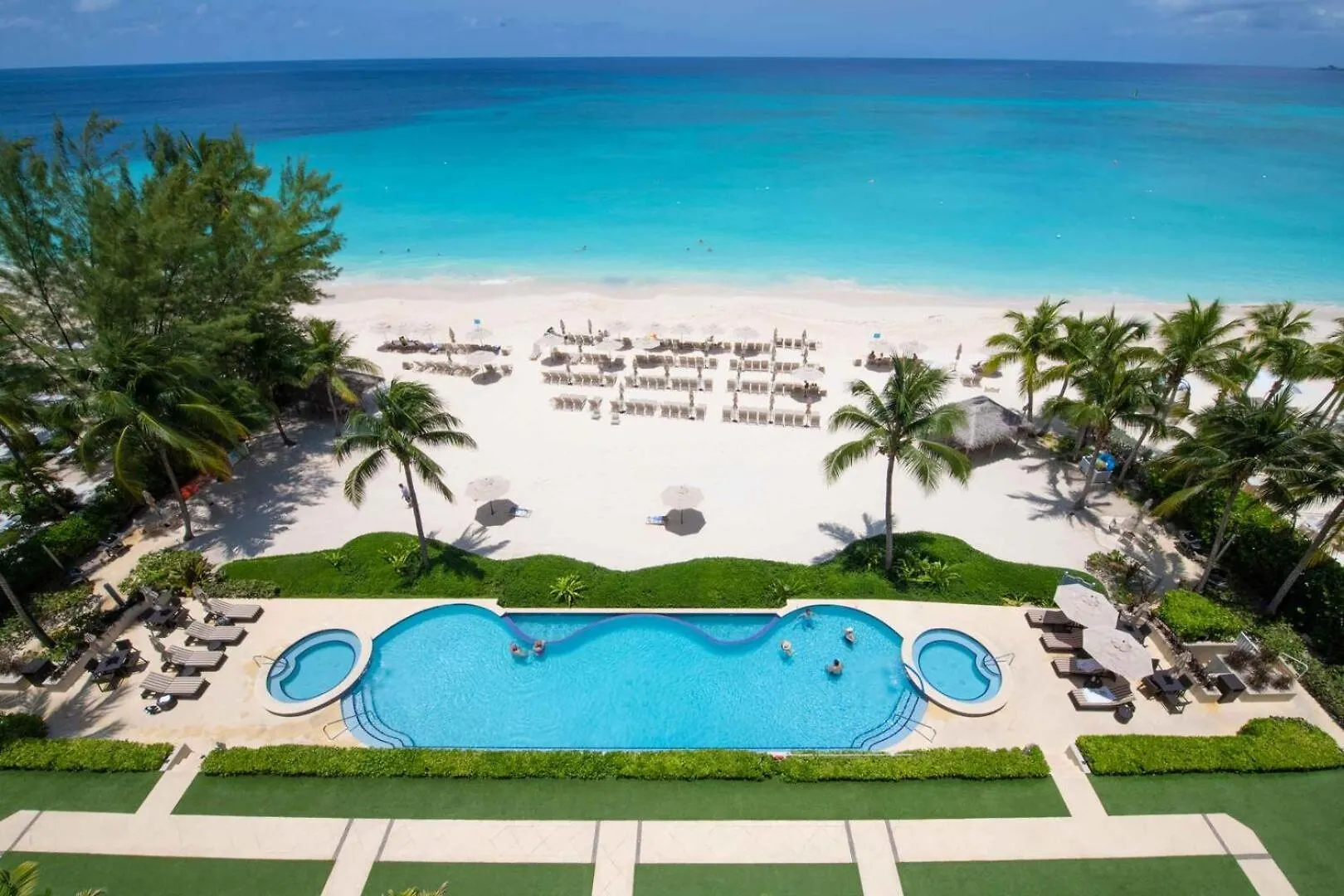 Apartment Beachcomber 39 George Town Cayman Islands