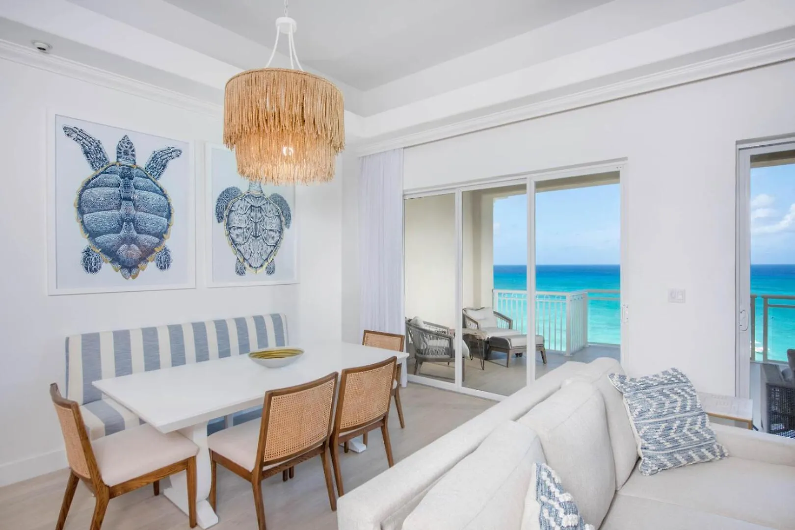 Apartment Beachcomber 39 George Town